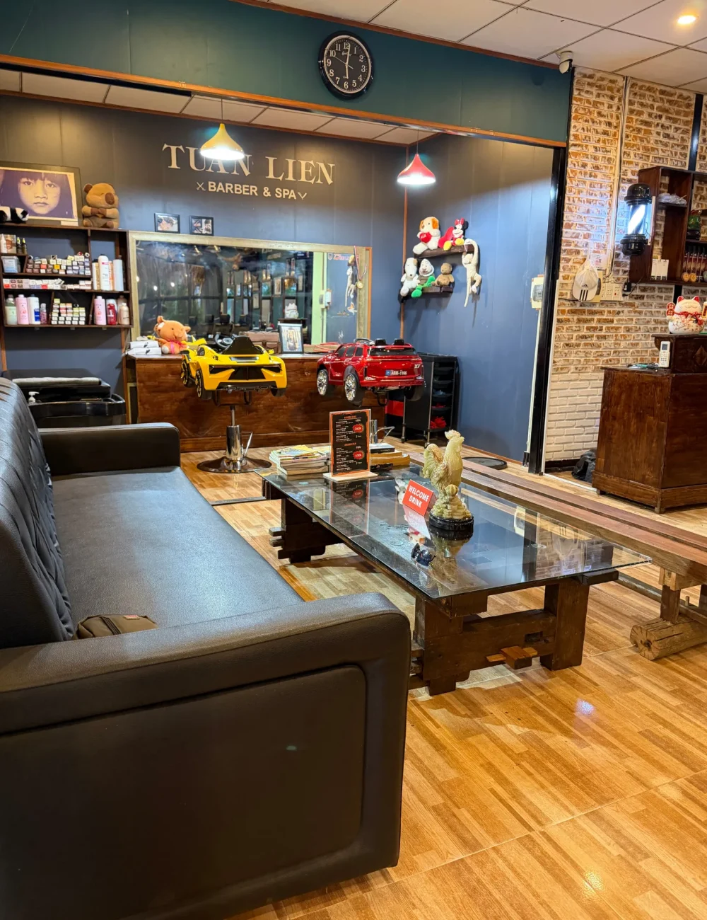 TLbarbershopa