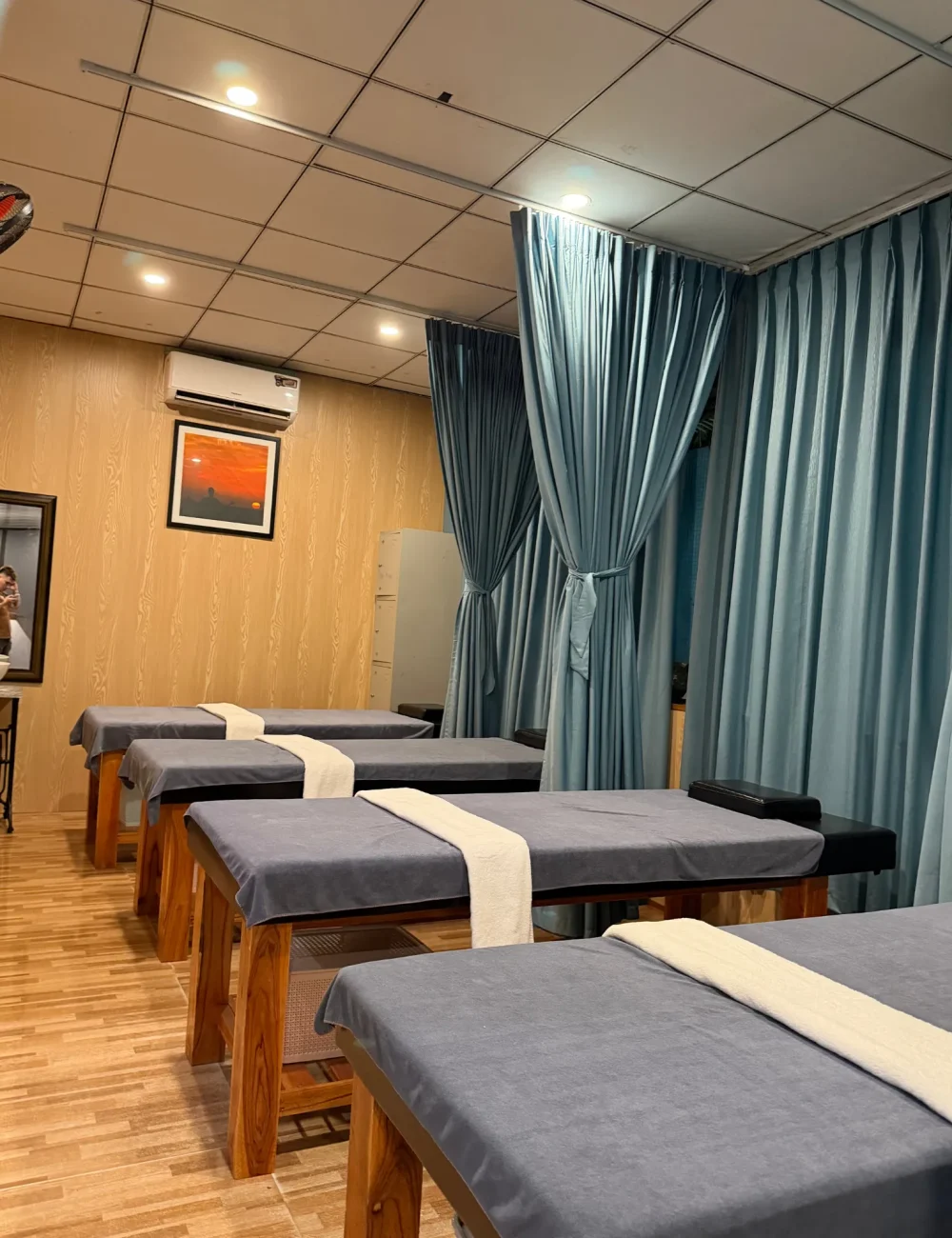 massage at Tuan Lien